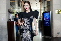 Lộ mức cát-sê khủng của Hồ Ngọc Hà khi ngồi ghế nóng