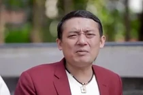 Danh hài Chiến Thắng bức xúc khi bị đồn lộ clip nóng cùng gái trẻ