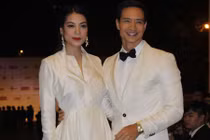 Trương Ngọc Ánh xinh tươi bên tài tử Kim Lý