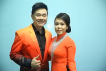 Hoài Linh - Việt Hương không thể theo máy bay đưa Chí Tài về Mỹ