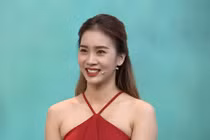 Nữ vũ công xinh đẹp tố Phạm Anh Khoa "gạ tình" giờ ra sao?