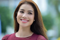 Hoa hậu Phạm Hương tuyên bố sẽ đóng cửa Facebook 