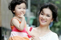 Cuộc sống hiện tại ít người biết của HH Nguyễn Thị Huyền