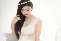 Gái một con Trương Quỳnh Anh gợi cảm làm cô dâu