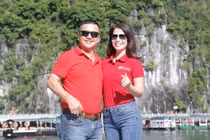 Loạt ảnh Chí Trung “tình hết nấc” bên bạn gái kém 17 tuổi vừa xinh lại giỏi