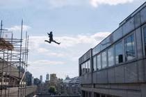 Hình ảnh "điên rồ" của Tom Cruise trong Nhiệm vụ bất khả thi 6