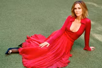 Hai mỹ nhân Hollywood khoe sắc với đầm Công Trí