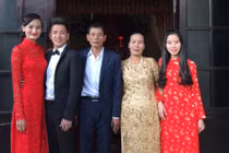 Lê Thúy tất bật đám hỏi tại Quảng Bình