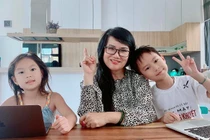 Mẹ vợ Lý Hải cực trẻ đẹp ở tuổi U60, chỉ hơn con rể đúng 10 tuổi