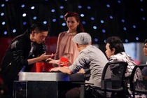 Hoài Linh, Huy Tuấn hoảng sợ vì thí sinh nuốt kim