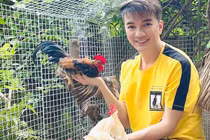 Đàm Vĩnh Hưng tìm niềm vui riêng ở nhà ngày dịch