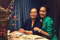 Mẹ đẻ tặng quà gì ngày cưới mà Tăng Thanh Hà giữ như báu vật?