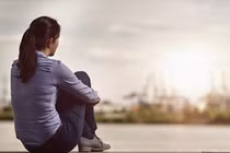 Mất người yêu vào tay bạn, tôi ghét đàn ông, không dám lấy chồng