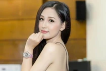 Mai Phương Thúy mua đồng hồ 1,7 tỷ tự thưởng bản thân dịp Giáng sinh