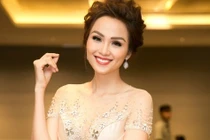 Hoa hậu Diễm Hương đẹp ngời ngời đi sự kiện