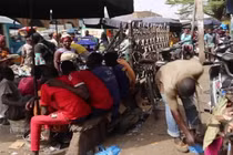 Nơi dưới đất là “mỏ tiền” nhưng cuộc sống lại nghèo khó tin 