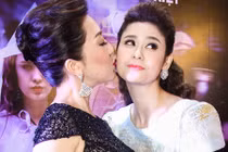 MC Kỳ Duyên hôn Trương Quỳnh Anh trên thảm đỏ 