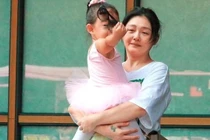 Từ Hy Viên bị động kinh, nhập viện trong tình trạng ngất xỉu