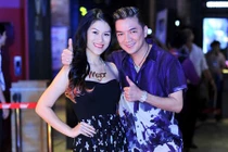 “Cha con” Đàm Vĩnh Hưng hội ngộ, khán giả bấn loạn