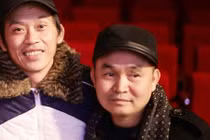 Danh hài Hoài Linh "đọ" giọng xuất sắc với Xuân Hinh