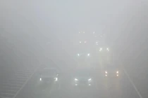 Sáng nay, Hà Nội sương mù dày đặc, ô nhiễm không khí nhất thế giới