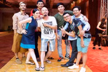 Lý Nhã Kỳ đi dép tông chỉ đạo tổng duyệt show khủng