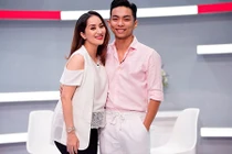 Khánh Thi khóc kể lại áp lực khi yêu học trò kém 12 tuổi