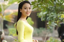 Sao mai Huyền Trang mang "Ca dao em và tôi" đến BHYT