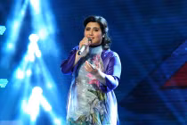 Dương Khắc Linh tẽn tò bị thí sinh The X-Factor bắt bẻ