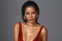 Vẻ gợi cảm chết người của “kiều nữ làng hài” Nam Thư