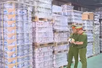 Bộ Y tế nói gì về vụ gần 600 nhãn hiệu sữa giả?