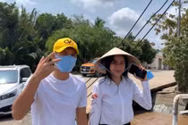 Thủy Tiên quyên góp được 12 tỷ, đang lắp đặt máy lọc giúp dân miền Tây