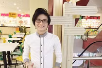 Bất ngờ diện mạo ca sĩ có phổi bị hủy hoại 95%