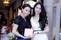 Ngọc Trinh đẹp nổi bật trong tiệc sinh nhật Trà Ngọc Hằng