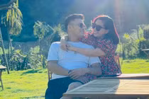 Hồng Đăng gửi lời tình tứ đến vợ kỷ niệm 19 năm yêu nhau