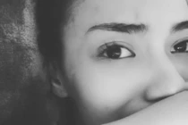 Khoe bạn trai chưa lâu, Hồng Quế khóc như mưa, ẩn ý chia tay