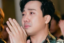 Trấn Thành liên tục khóc trong buổi ra mắt phim triệu USD