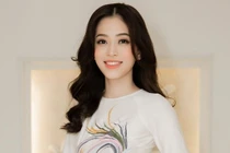 Á hậu Phương Nga: “Tôi lấy chồng hơn tầm 5 tuổi, nhà có điều kiện“