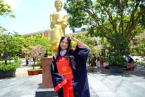 Profile cực xịn của nữ thủ khoa khối C đến từ Nghệ An 