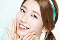 Xông mặt bằng vỏ bưởi rồi chà đá sữa tươi da trắng mịn bất ngờ 