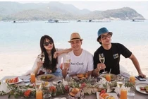 Quang Vinh hiếm hoi đăng ảnh chung với "tình tin đồn" Lý Quí Khánh