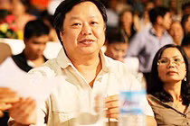 Linh cữu nhạc sĩ Lương Minh được di về HN trong đêm