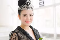 Lý Nhã Kỳ mặc áo xẻ ngực khoe vương miện Đại sứ 