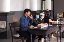 Xuân Bắc tới viếng tang lễ mẹ chồng Việt Hương