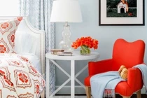 Phòng ngủ nồng nàn lửa yêu nhờ khéo sử dụng gam màu đỏ