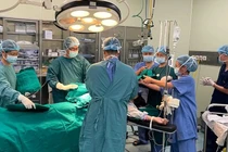 Hà Nội: Bên trong Bệnh viện Bạch Mai khi bão Yagi đổ bộ