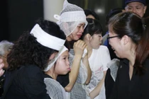 Hình ảnh rơi nước mắt trong lễ tang nhạc sĩ Trần Lập