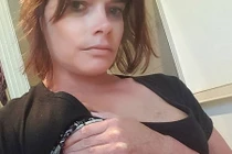 Nạn nhân bị hiếp dâm chia sẻ ảnh thương tích khủng khiếp