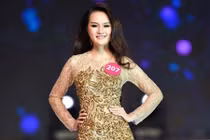 Thí sinh Hoa hậu Hoàn vũ VN khiếu nại về giải thưởng