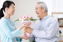 Chuyện cảm động về bố chồng Tây của tôi